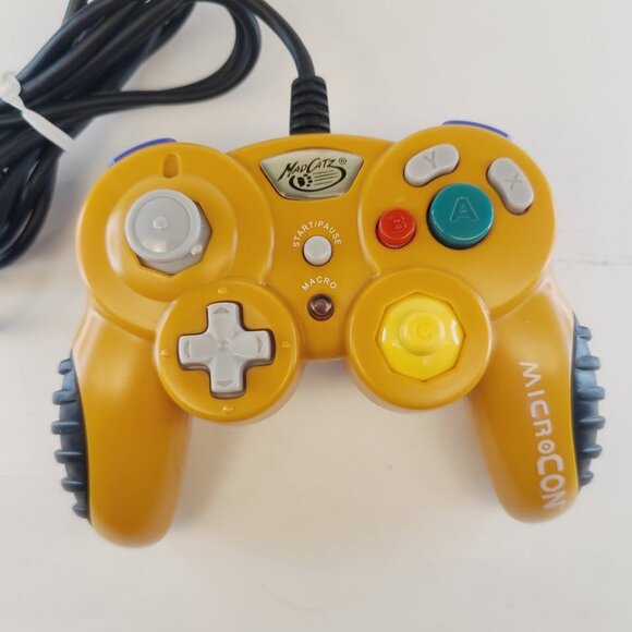 Nintendo GameCube MadCatz MicroCon Controller Orange - Picture 2 of 6